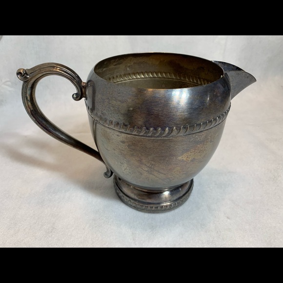 Crosby Silverplate Vintage Water Pitcher - Picture 4 of 11